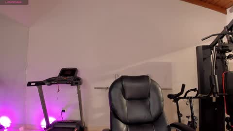 Sarah Rhodes online show from 04-03-26, 11:30