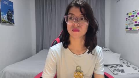 Sarah  online show from 03-04-26, 06:25