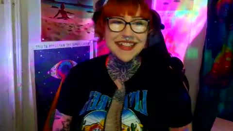 Sarah T online show from 05-16-26, 07:05