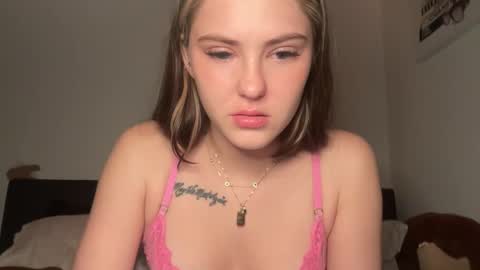 SarahxOliver online show from 02-01-26, 12:20