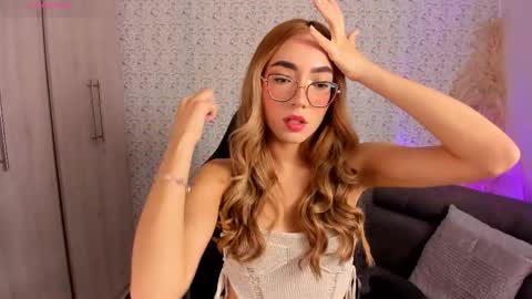 Sara jones   online show from 02-06-26, 11:24