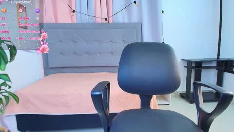 SARA online show from 10-12-25, 12:26