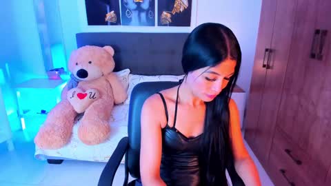 Snapshot of saralife69 chatting on 03-04-25, 10:46 saralife69 online show from 03-04-25, 10:46