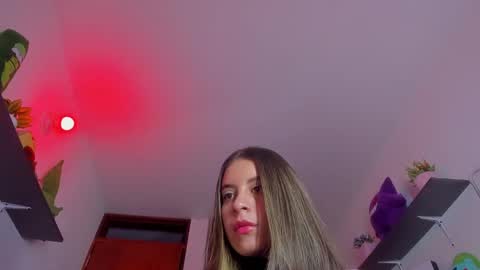 sara  online show from 02-04-25, 01:56