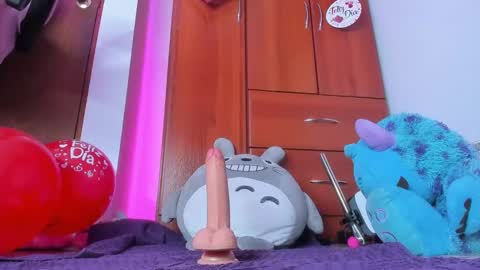 sara  online show from 02-14-25, 04:15