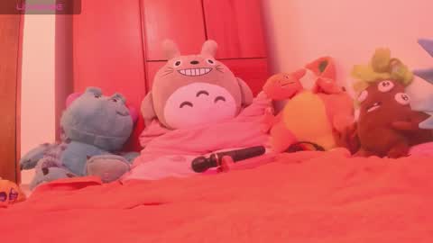 sara  online show from 10-11-25, 07:01