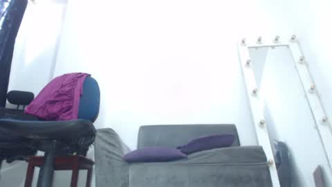 Saraloves online show from 07-08-26, 01:15