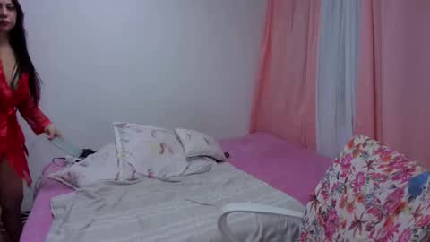 sara luna online show from 05-15-26, 08:27