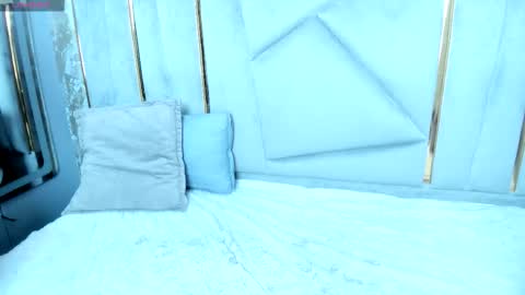   online show from 03-12-26, 02:34