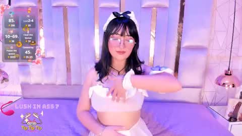 Snapshot of saramartini2 chatting on 02-19-25, 05:05 sara  online show from 02-19-25, 05:05