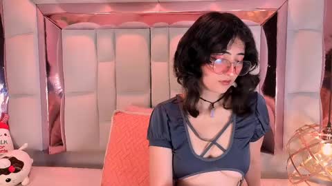 sara  online show from 04-18-26, 06:17