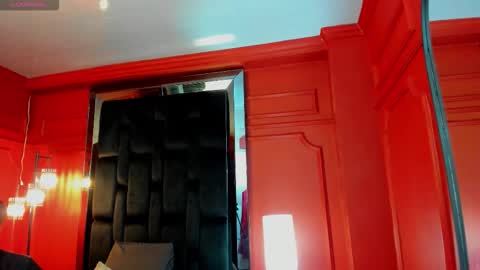 Sara and Edward online show from 10-20-25, 03:07