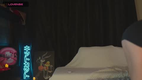 Sara online show from 10-21-25, 05:24