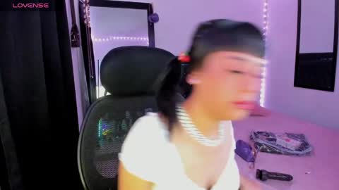 Snapshot of sarapiink chatting on 05-16-26, 06:21 Sara online show from 05-16-26, 06:21