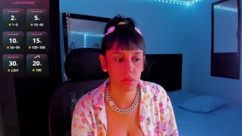 Snapshot of sarapiink chatting on 07-21-26, 07:22 Sara online show from 07-21-26, 07:22