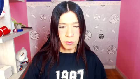 Sara Sofia online show from 02-06-25, 02:33