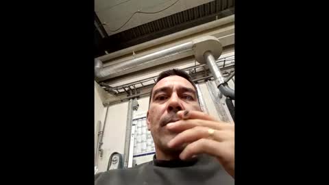 Snapshot of sarastar86 chatting on 10-17-25, 10:51 We are couples wanna have fun online show from 10-17-25, 10:51