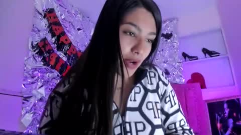 sarastonesx online show from 11-02-25, 12:18