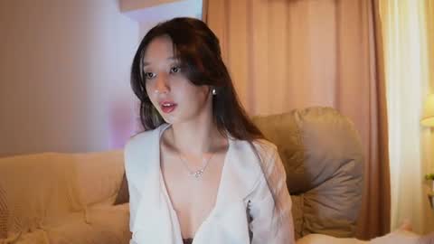 Shara online show from 07-18-26, 06:17