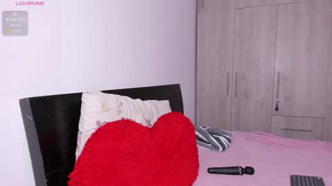 Sara   online show from 03-27-26, 11:04