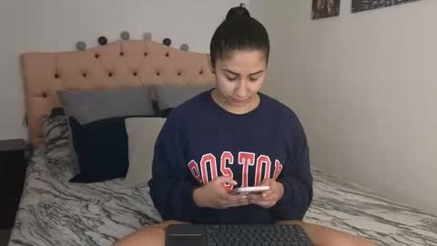 Snapshot of saratukkerr chatting on 01-07-25, 09:07 saratukkerr online show from 01-07-25, 09:07