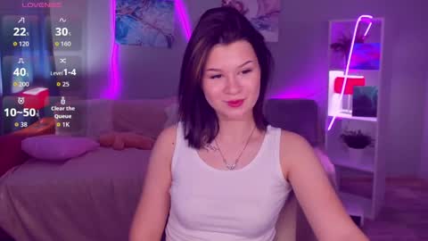 Snapshot of saravivid chatting on 05-23-26, 06:40 SaraVivid online show from 05-23-26, 06:40