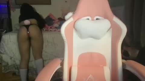 saraxcxo online show from 10-14-25, 06:14