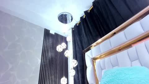 Snapshot of sarayroyse chatting on 09-29-25, 07:51 Saray online show from 09-29-25, 07:51