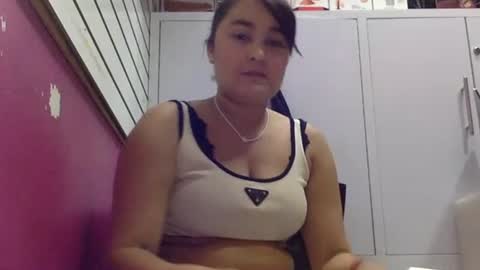 Snapshot of sarayx chatting on 04-21-26, 05:39 mery online show from 04-21-26, 05:39