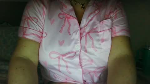 Snapshot of saretta46 chatting on 10-04-25, 12:41 Sara online show from 10-04-25, 12:41