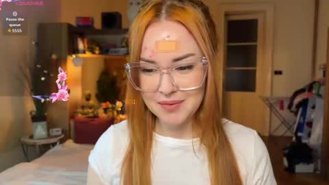 Veronika online show from 10-19-25, 06:08