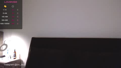 Snapshot of sarinaluv chatting on 01-02-25, 11:27   online show from 01-02-25, 11:27