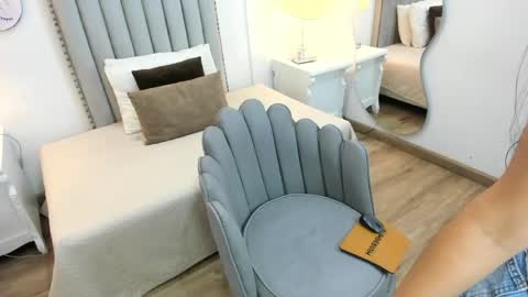 Snapshot of sarit_ chatting on 05-05-26, 11:51 sarit_ online show from 05-05-26, 11:51