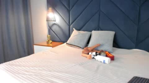 Sara  online show from 02-01-26, 04:44