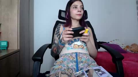 Snapshot of sarita_hornet chatting on 12-03-25, 11:36 sarai online show from 12-03-25, 11:36