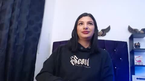 Sara online show from 03-25-26, 02:39