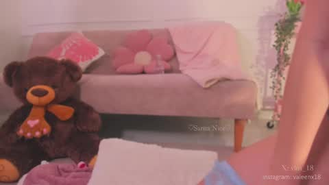 Snapshot of sarita_nice chatting on 03-08-25, 03:28 Sara online show from 03-08-25, 03:28