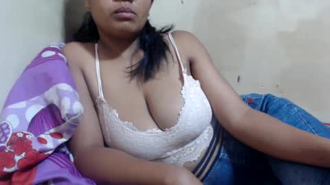 saronette online show from 12-27-24, 10:55