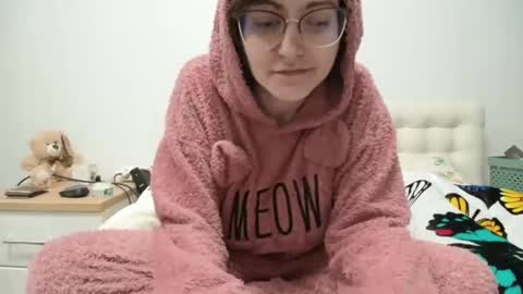 Snapshot of sarraboots chatting on 01-14-26, 07:19 sarraboots online show from 01-14-26, 07:19