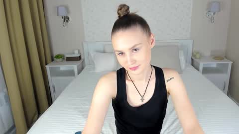 Snapshot of sasha__meow chatting on 11-06-25, 12:55 sasha meow online show from 11-06-25, 12:55