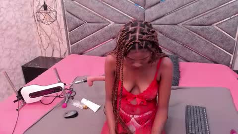 Snapshot of sasha_brownie_ chatting on 11-30-25, 07:51 Sasha online show from 11-30-25, 07:51