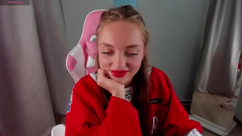 Sasha online show from 12-21-25, 04:14