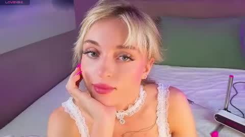 Sasha online show from 06-15-26, 08:44