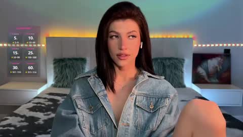 Hi everyone my name is Sasha   online show from 04-25-26, 01:41