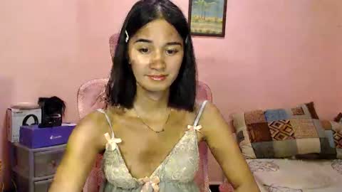 Snapshot of sashafuckss chatting on 06-05-26, 09:15 Call Me Sasha online show from 06-05-26, 09:15