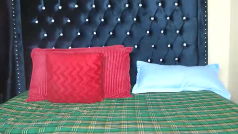 Snapshot of sashal_sweet chatting on 03-15-26, 08:31 Your Blow Job Queen. online show from 03-15-26, 08:31