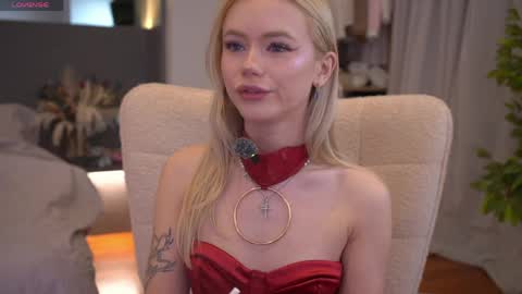 Snapshot of sashalore chatting on 04-11-26, 02:38 sashalore online show from 04-11-26, 02:38