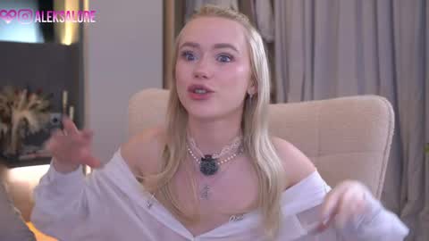 Snapshot of sashalore chatting on 04-18-26, 02:37 sashalore online show from 04-18-26, 02:37