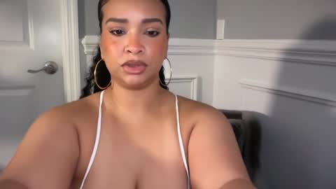 Sasha Estrella online show from 07-24-26, 05:05