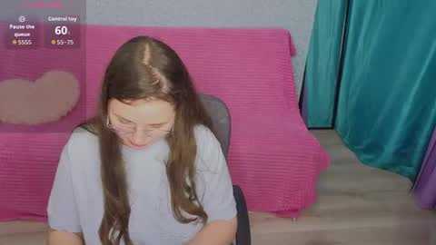 Snapshot of sashavibe chatting on 05-14-26, 07:53 Sasha online show from 05-14-26, 07:53